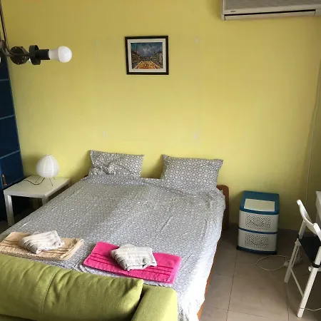 Yanov's Homestay * Varna